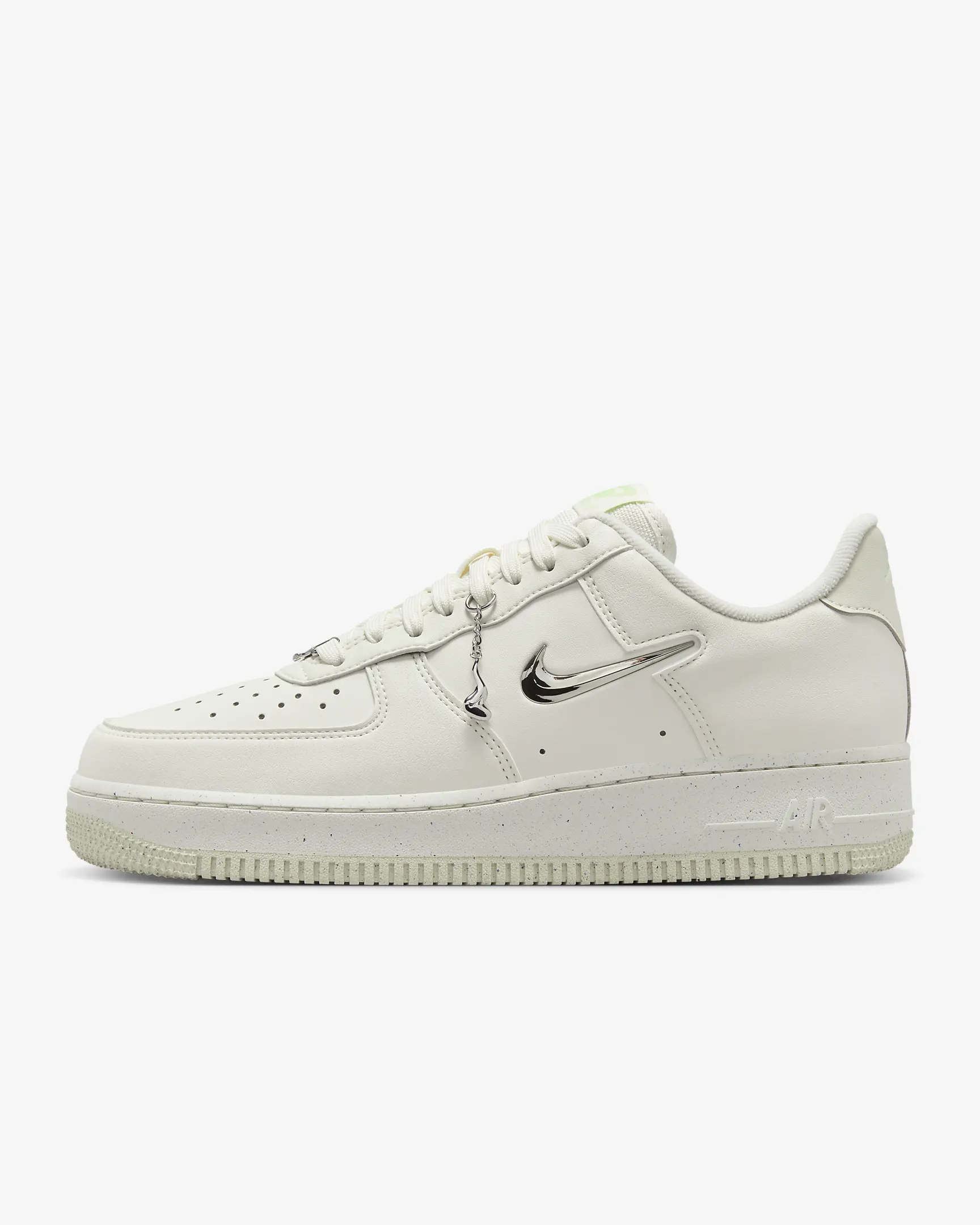 New Nike Trainers: Air Force 1 ’07 Next Nature SE